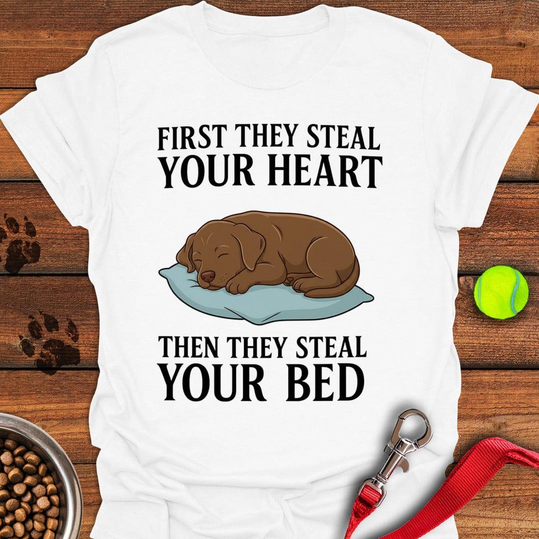 Labrador Stealing Bed T-Shirt Smart Dog Clothing Good Mother's Day Gifts For Mom