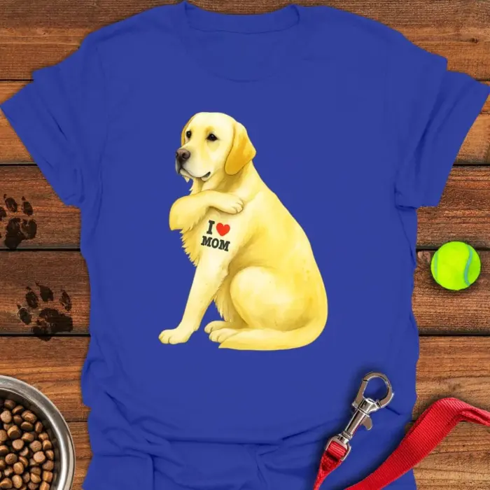 Yellow Labrador I Love Mom T-Shirt Mother's Day Gifts For Yellow Lab Lovers