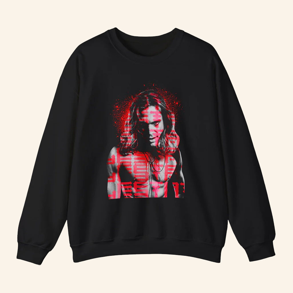 AMC Merch 2026 The Vampire Lestat Crimson Stare Crewneck Sweatshirt Black Gifts For Brothers - Petshi