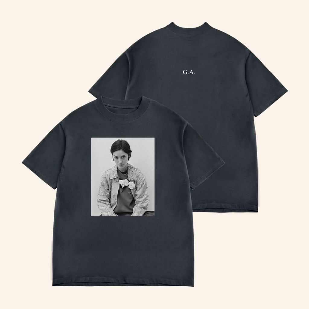 Gracie Abrams Merch 2026 Daughter From Hell Photo GA T-Shirt Gifts For Music Lovers - Petshi